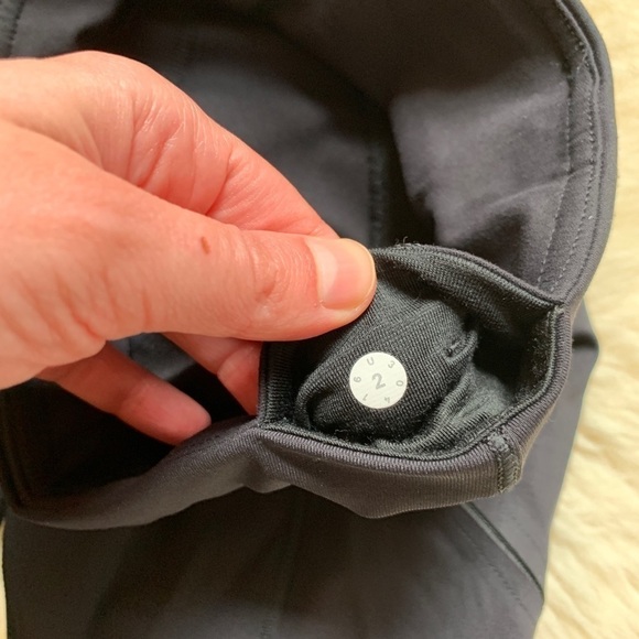 Lululemon Cadence Crusher Tights Black Stretch Compression Leggings 2 - Picture 6 of 10